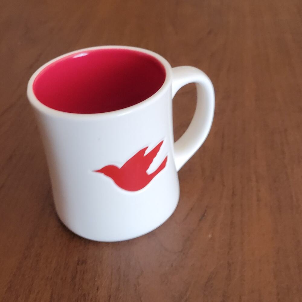 Starbucks 2008 Coffee Mug 12 oz Holiday Embossed Red Dove Peace Bird ceramic cup